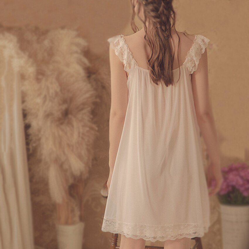 White Pink Lace Elegant Nightgowns